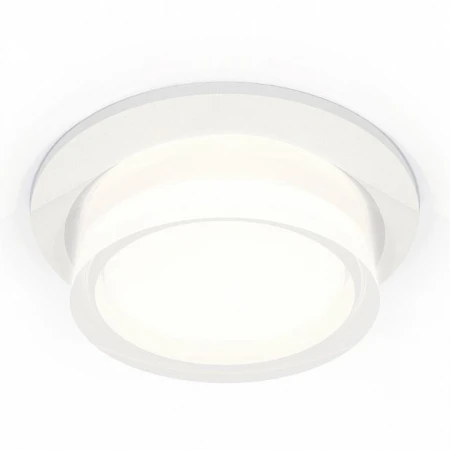 Точечный светильник Ambrella Light XC6512063