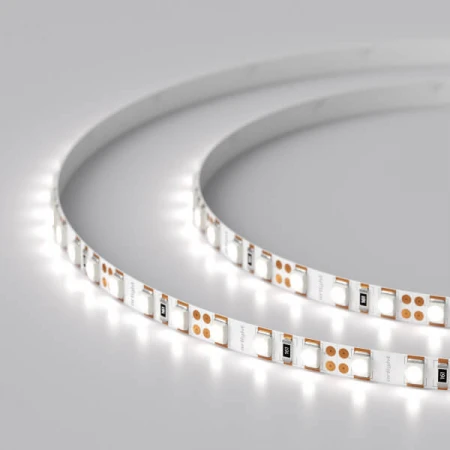 Светодиодная лента Arlight 9,6W/m 120LED/m 2835SMD холодный белый 5M 014992(2) Светодиодная лента Arlight 9,6W/m 120LED/m 2835SMD холодный белый 5M 014992(2)