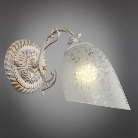 Бра Omnilux OML-64801-01 Palaia